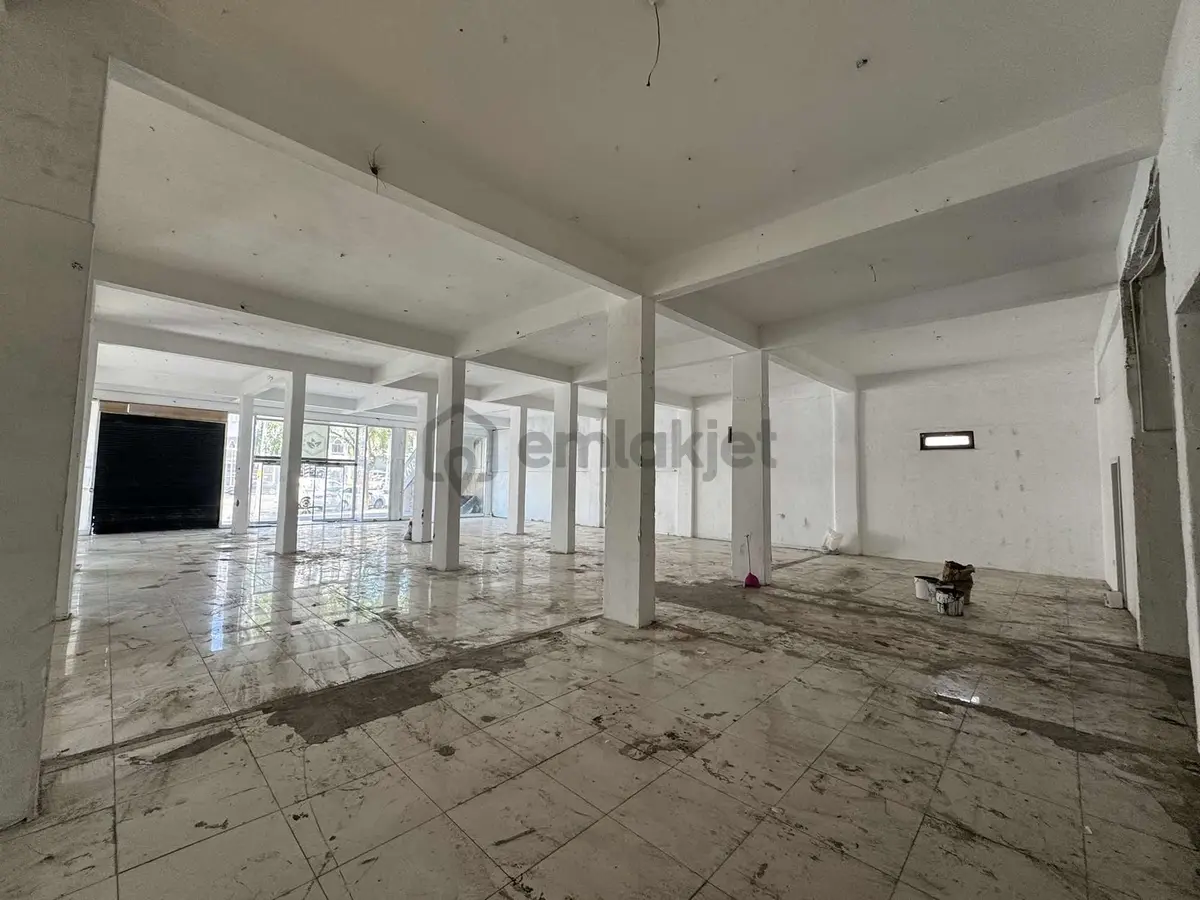 Sultanbeyli'de Cadde Üzeri 700 M2 Dükkan&mağaza - 7
