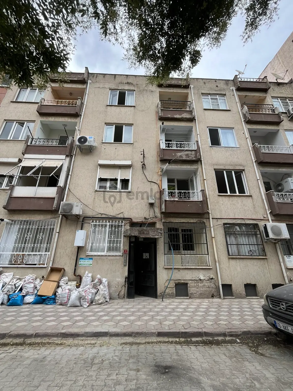 Edremit Merkez‘de Satılık Kelepir Daire