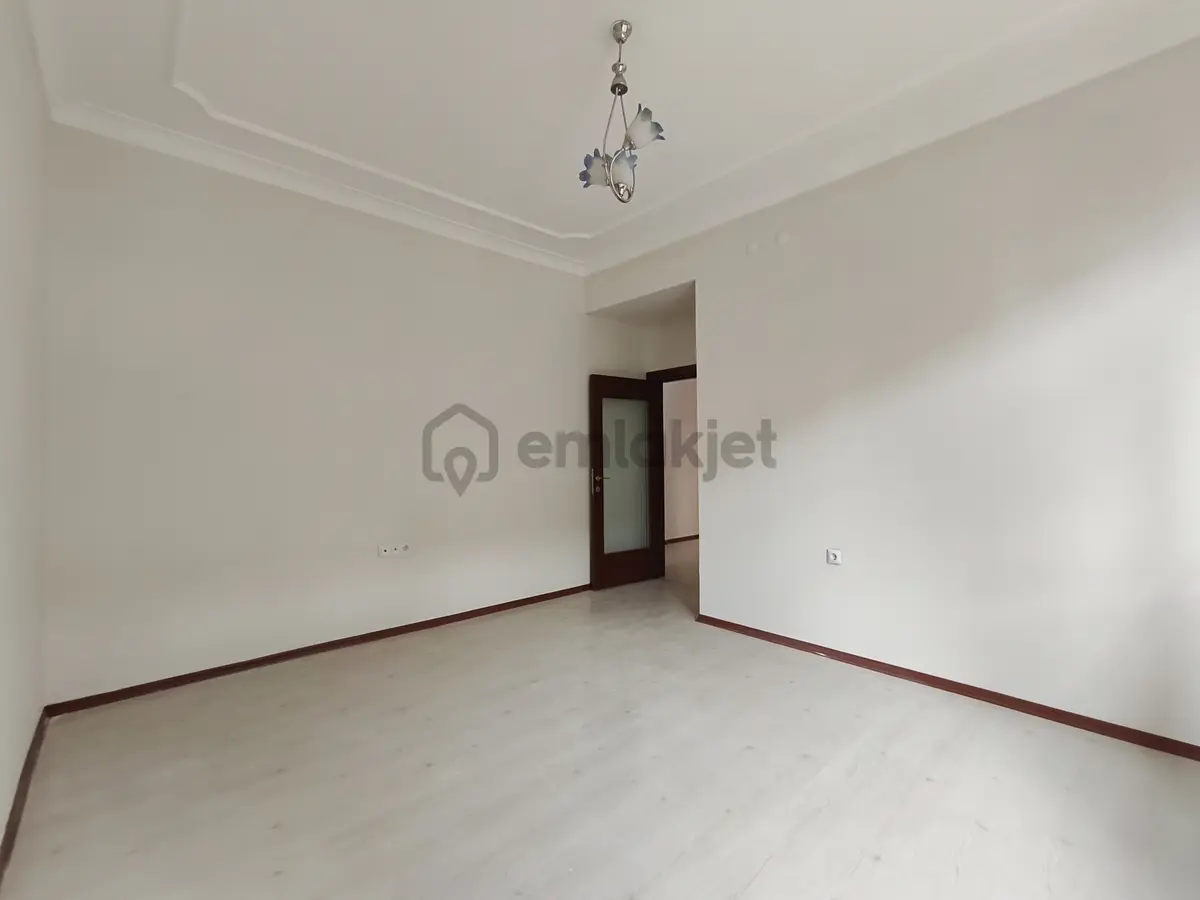 Eksen'den Merkezi Konumda Yıldıztepe'de 3+1 Giriş Kat Daire - 31