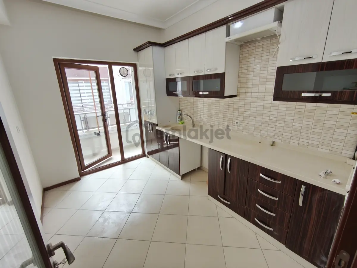 Eksen'den Merkezi Konumda Yıldıztepe'de 3+1 Giriş Kat Daire - 35