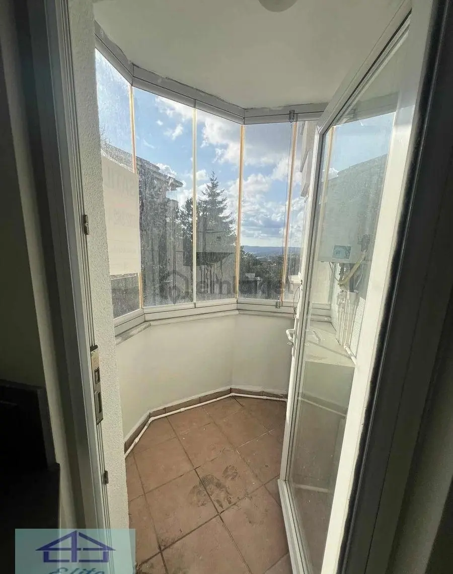 Elite'den Butik Sitede Bakımlı Boğaz Manzaralı Daire - 16