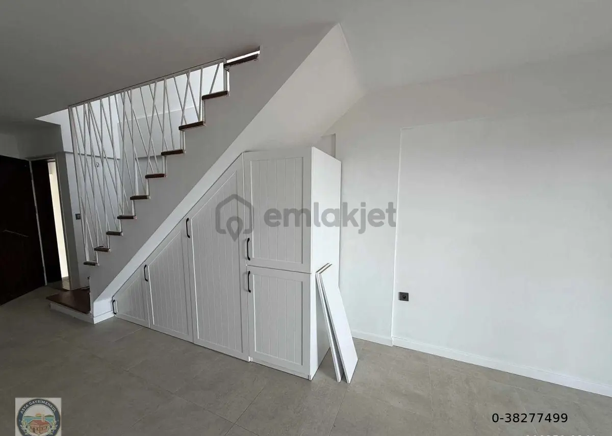 Panoramik Deniz Manzaralı Dubleks 2+1 Yazlık - 16