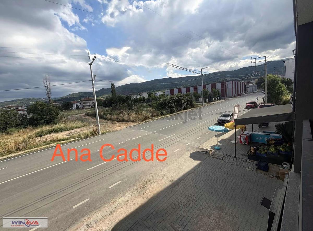 Winova | Yeniceköy Cadde Üzerinde Satılık Lüks 3+1 Daire - 14