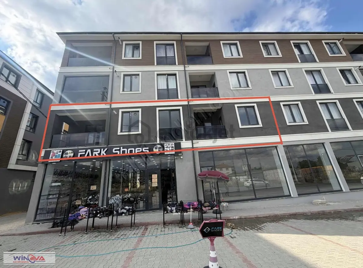 Winova | Yeniceköy Cadde Üzerinde Satılık Lüks 3+1 Daire - 5