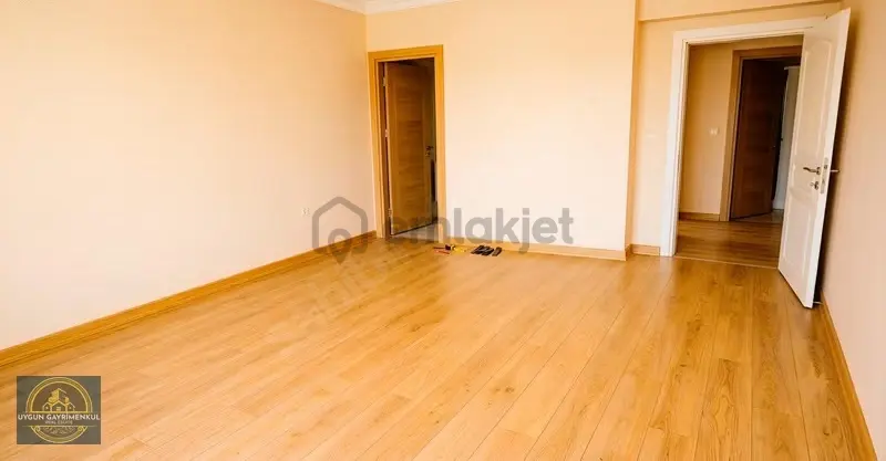 Güncel İlan Talatpaşada Devasa 3+1 Satılık Daire - 3