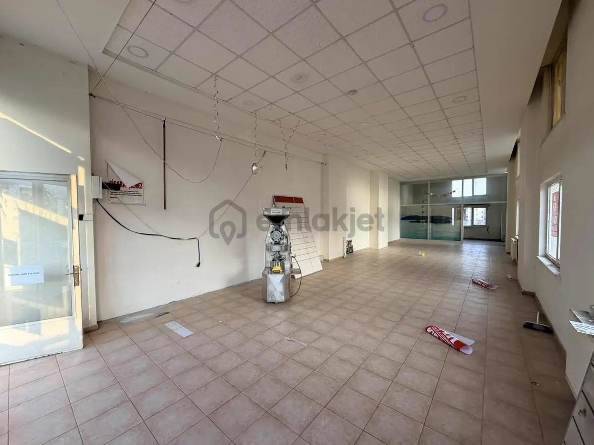 Binevler Cadde Üzerinde Kiralık Dükkan - 16