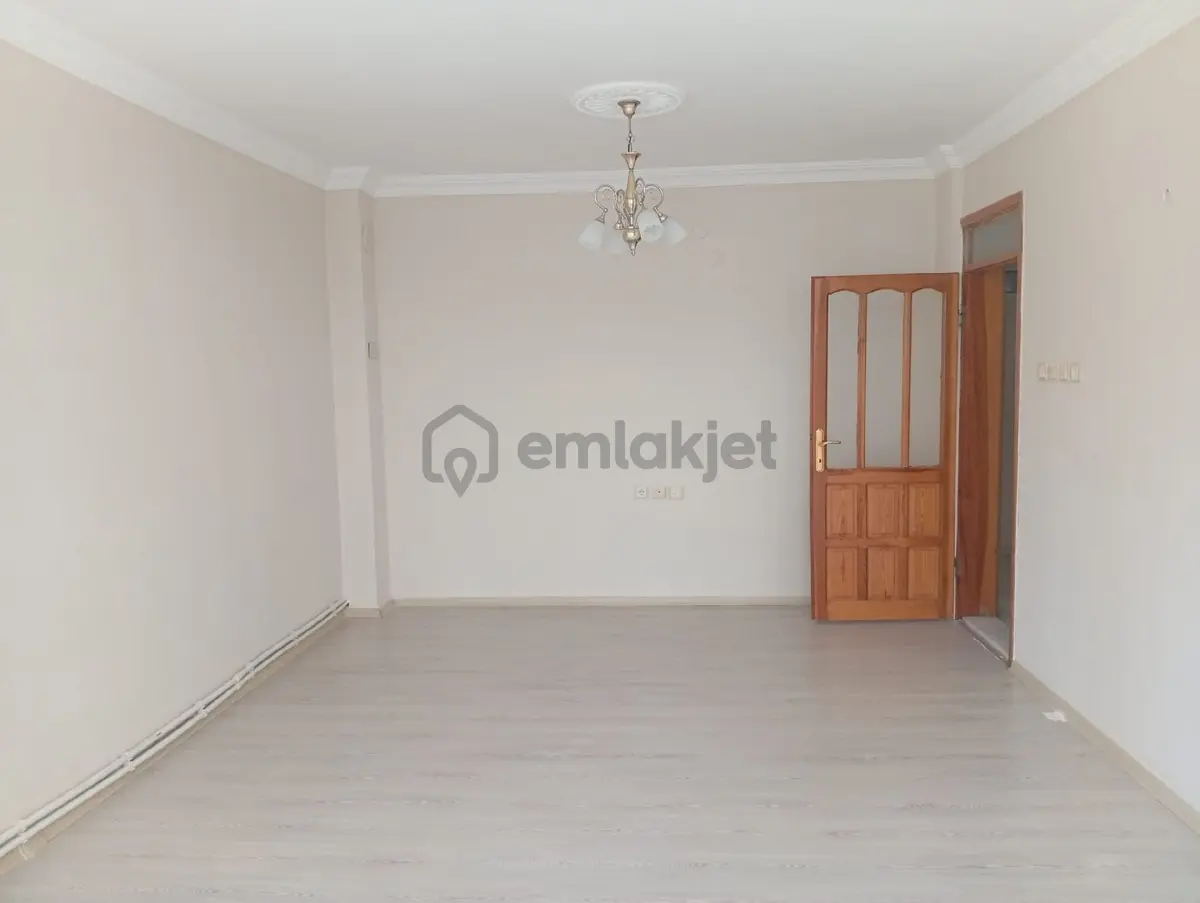 Kiralık Daire Yaşar Emlâk Tan - 11