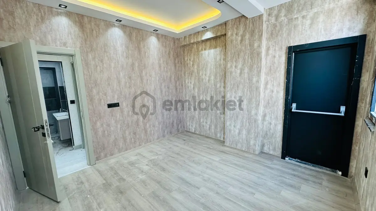 Düzgün Emlak'tan Badıllı Da 2+1 Sıfır Daire - 10