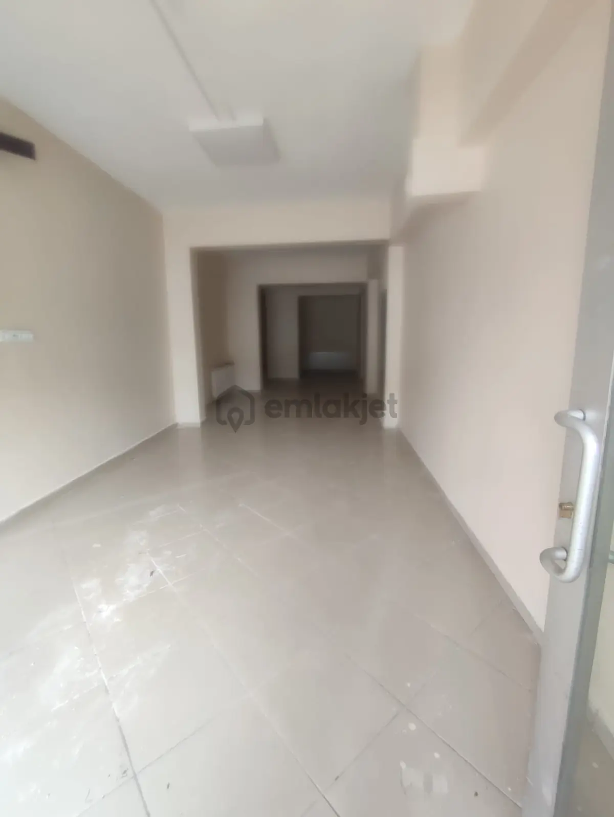 Güler Emlak'dan Önder Cd Üzeri Kiralık 80 M2 Dükkan - 27
