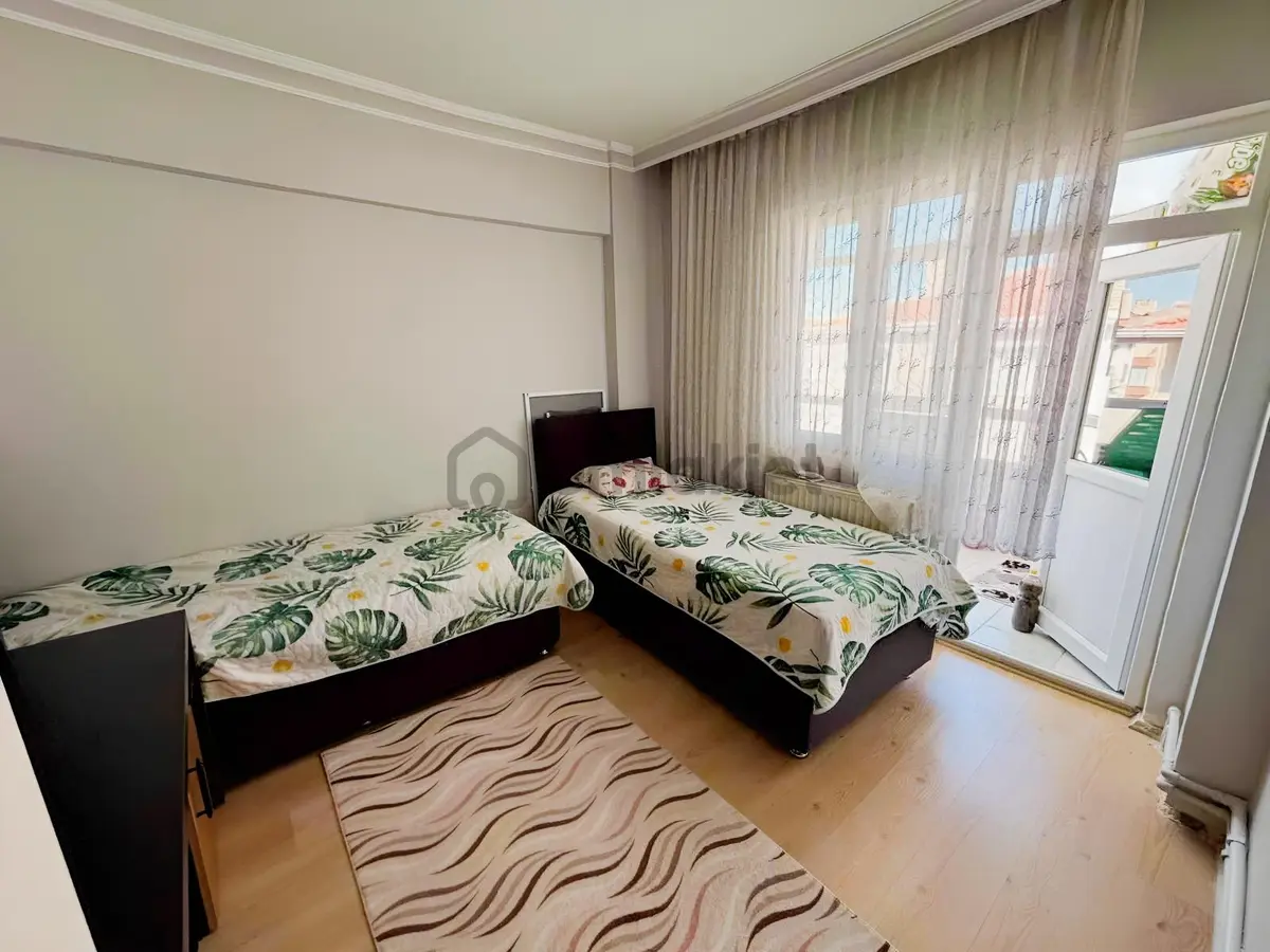 Sincan Akşemsettin Mah.de Cadde Üzerinde 3+1 Daire - 30