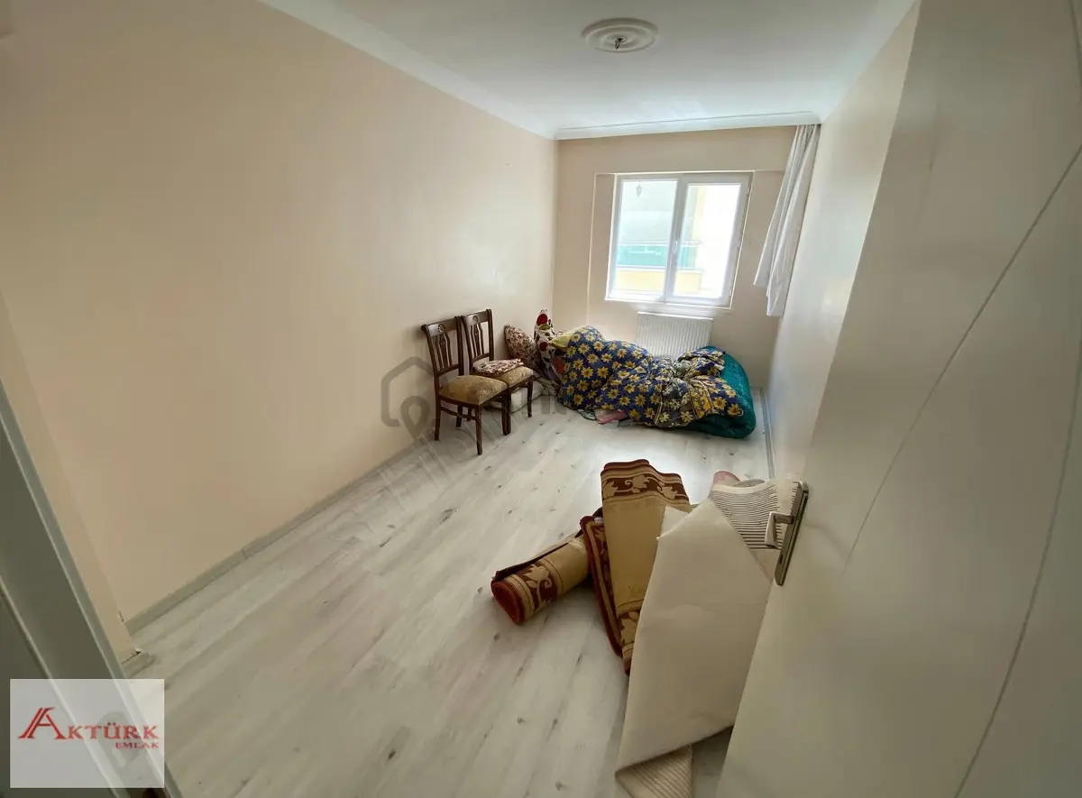 //aktürk Emlak\\***cadde Üstünde 150m2 Çift Balkonlu 4+1 Daire** - 17