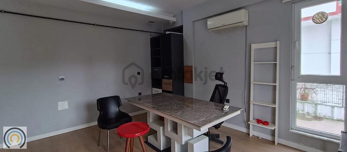 Atakum Körfez'de Satılık 1+1 Ofis - 13