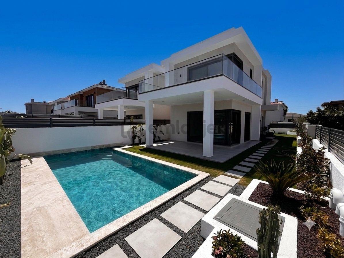 Çeşme Şifne'de Satılık Villalar - 20