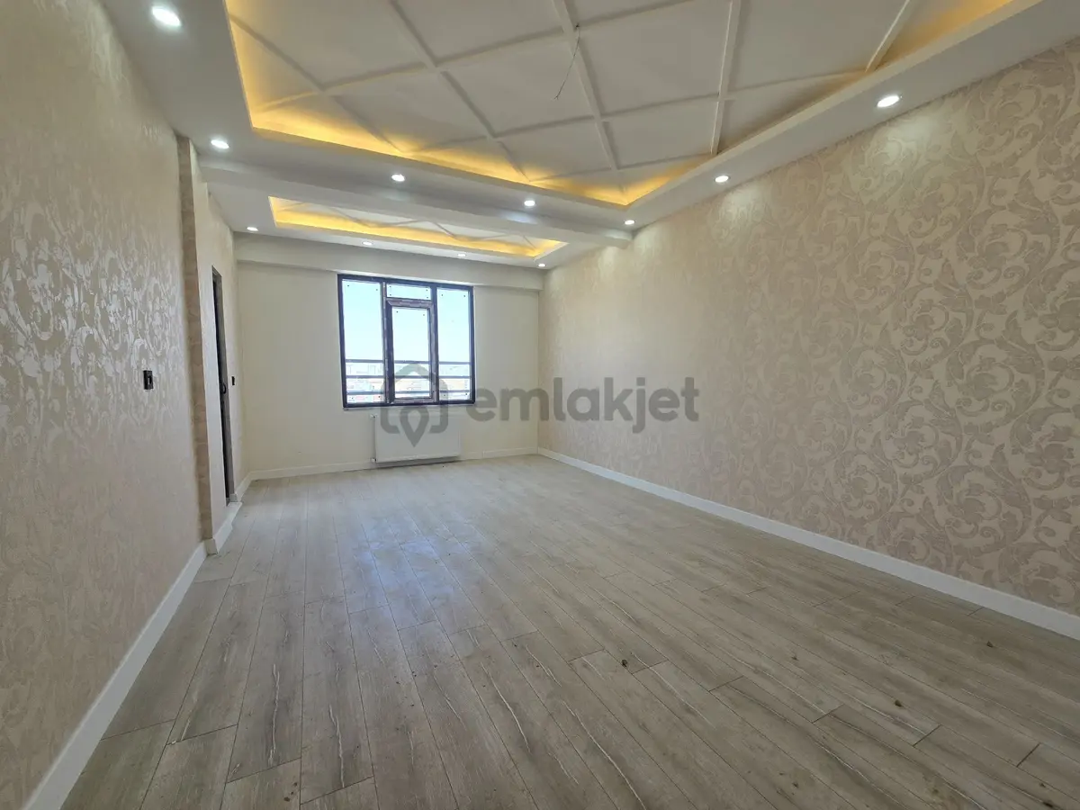 Satılık 2+1 Sıfır Arakat