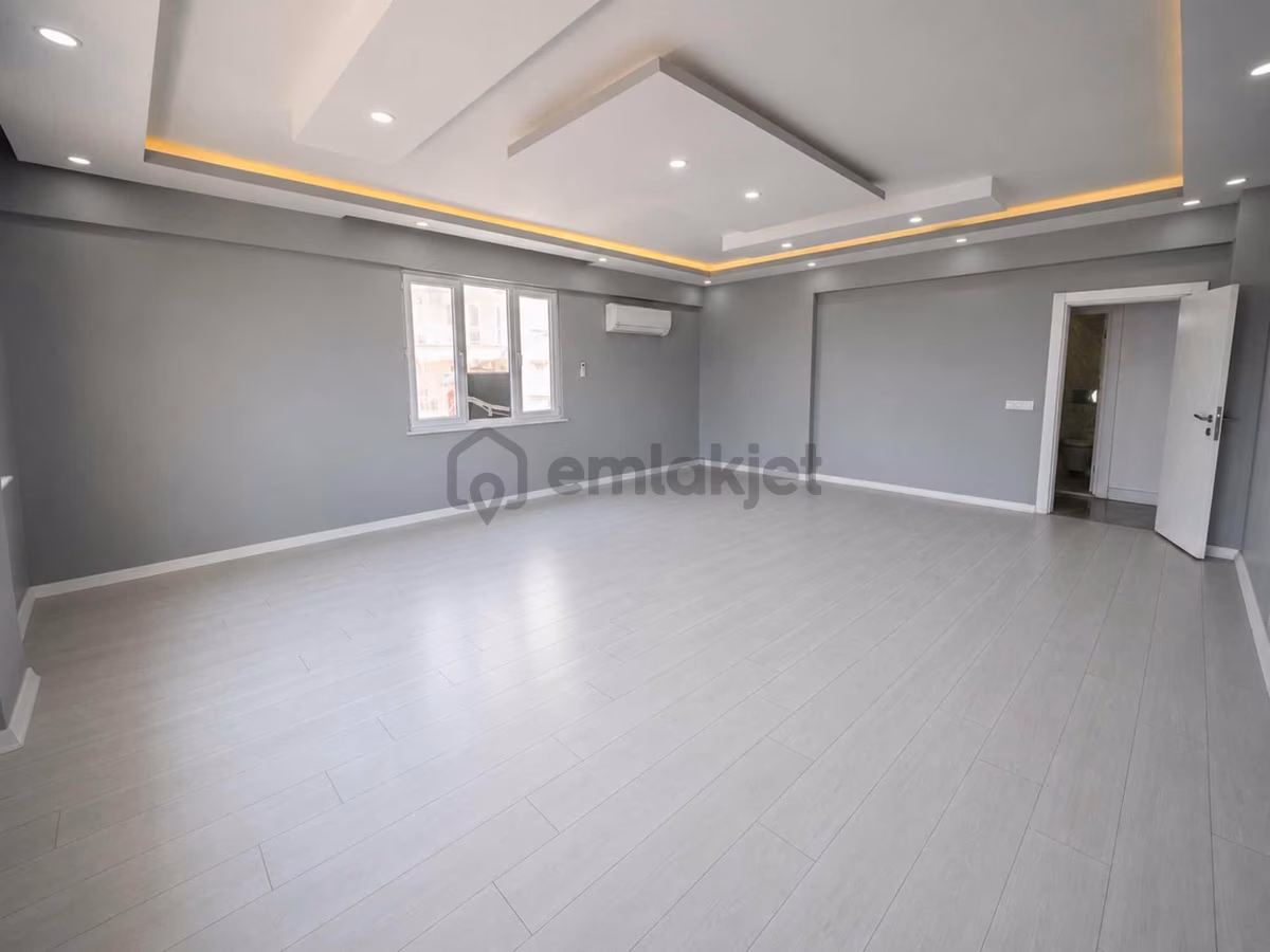 Deniz Manzaralı Site İçerisinde Yapılı Kupon Daire - 8
