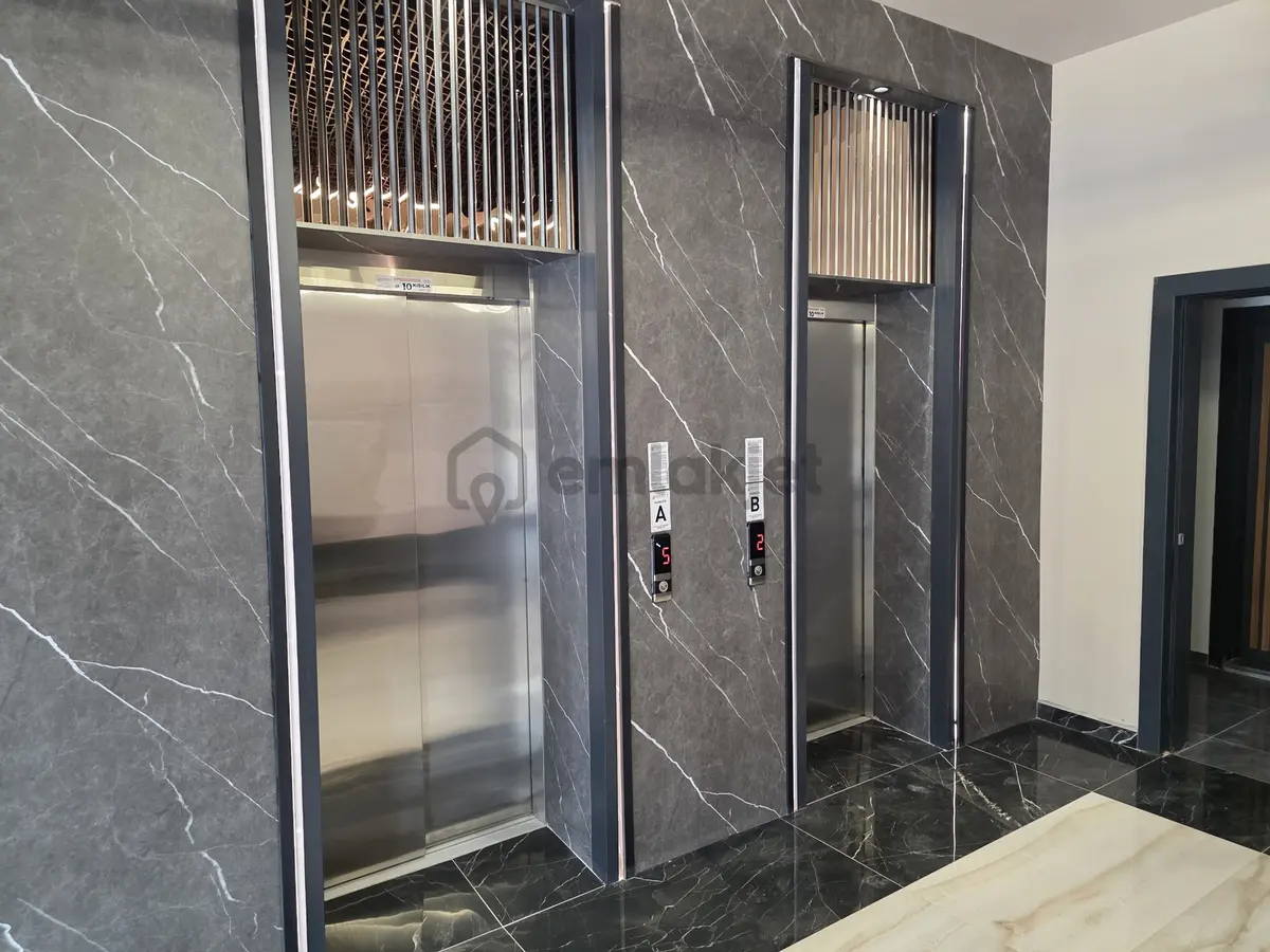 Kolaylı Rezidans Full Eşyalı Ara Kat Ön Cephede Satılık 1+1 - 15