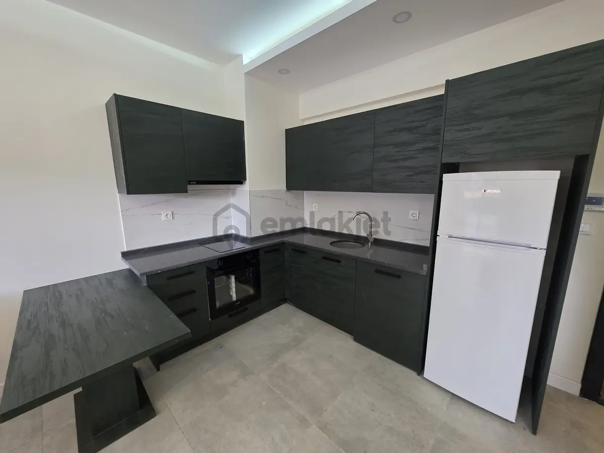Kolaylı Rezidans Full Eşyalı Ara Kat Ön Cephede Satılık 1+1 - 28