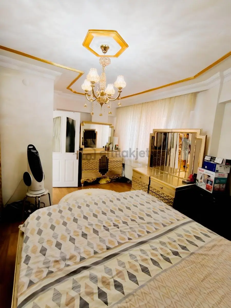 Bursa Merkezde Satılık 3+1 Den 2+1'e Çevrilmiş Bakımlı Daire - 15