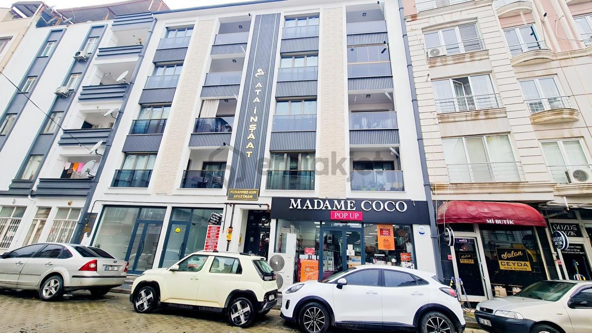Burhaniye Kocacami Mahallesinde Satılık 1+1 Modern Daire - 12