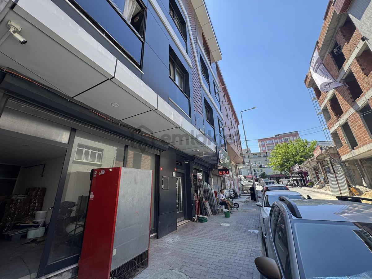 İkitelli Parselere Yakın Krediye Uygun 2 Katlı Dükkan - 27