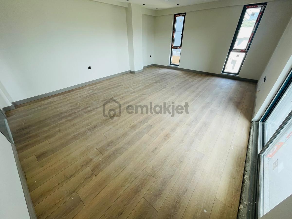 Özkan'dan Umurbey'de 212m² 4+1 Satılık Çatı Dublex - 29