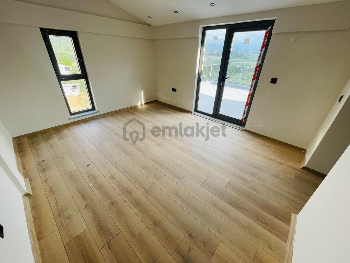 Özkan'dan Umurbey'de 212m² 4+1 Satılık Çatı Dublex - 14