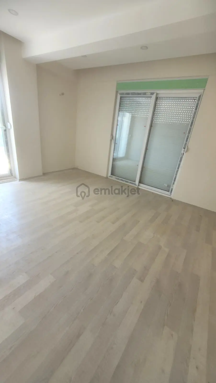 Satılık Sıfır Köşe Daire – Site İçerisinde - 29