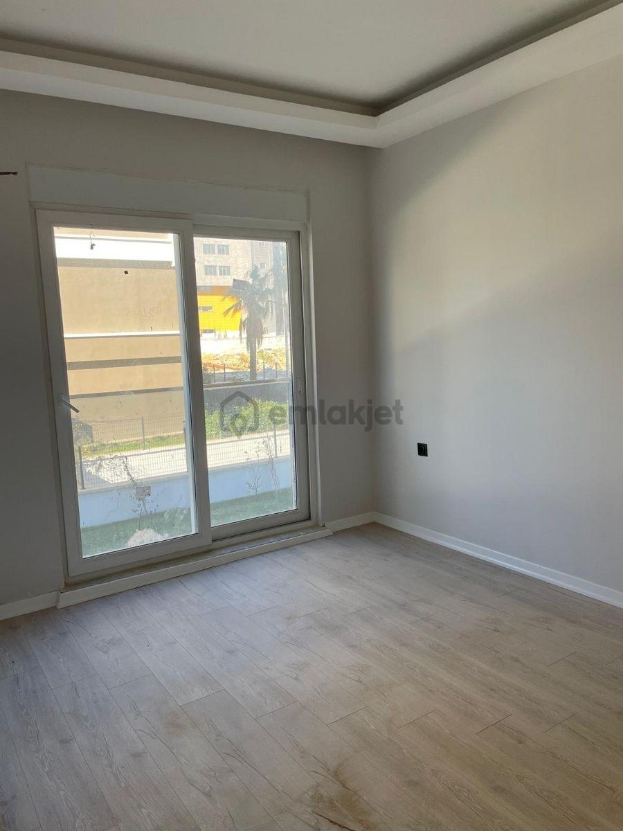 Altıntaş'da Satılık 2+1 Bahçekatı Loft Daire - 9