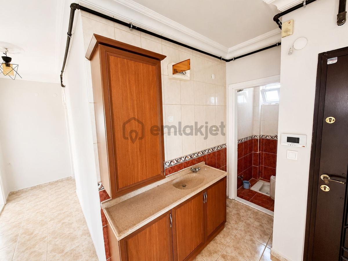 Antalya Konyaaltınde Kiralık Geniş 3+1 Daire - 23