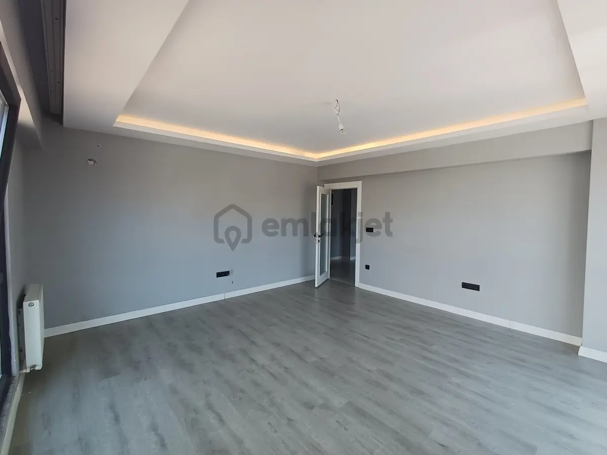 Otuz4|blue Garden Sit. E.banyolu Kullanışlı Satılık 3+1 Daire - 2