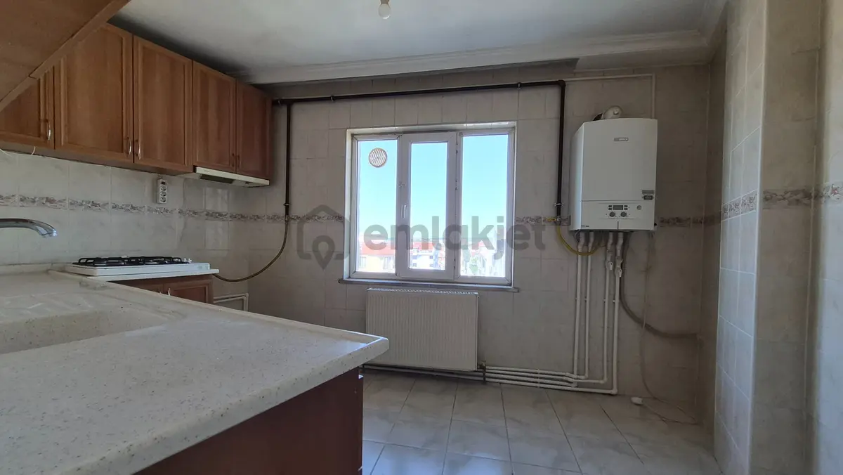 Keşan Çarşıda 1+1 Kiralık Daire - 23