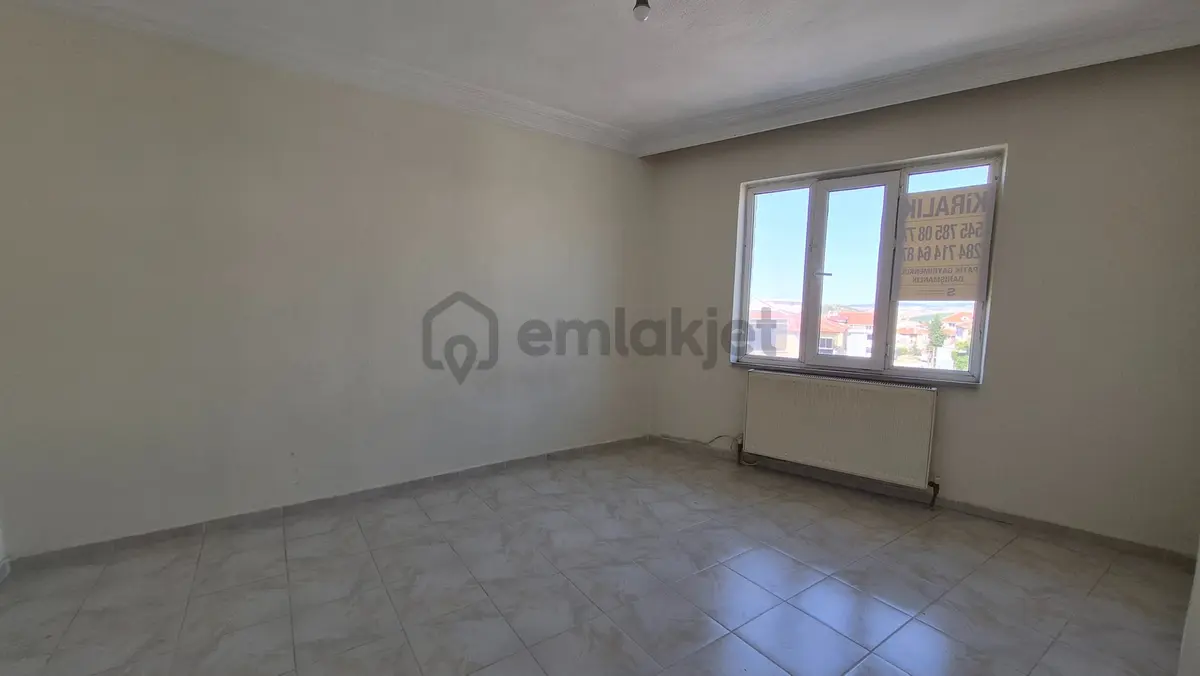 Keşan Çarşıda 1+1 Kiralık Daire - 8