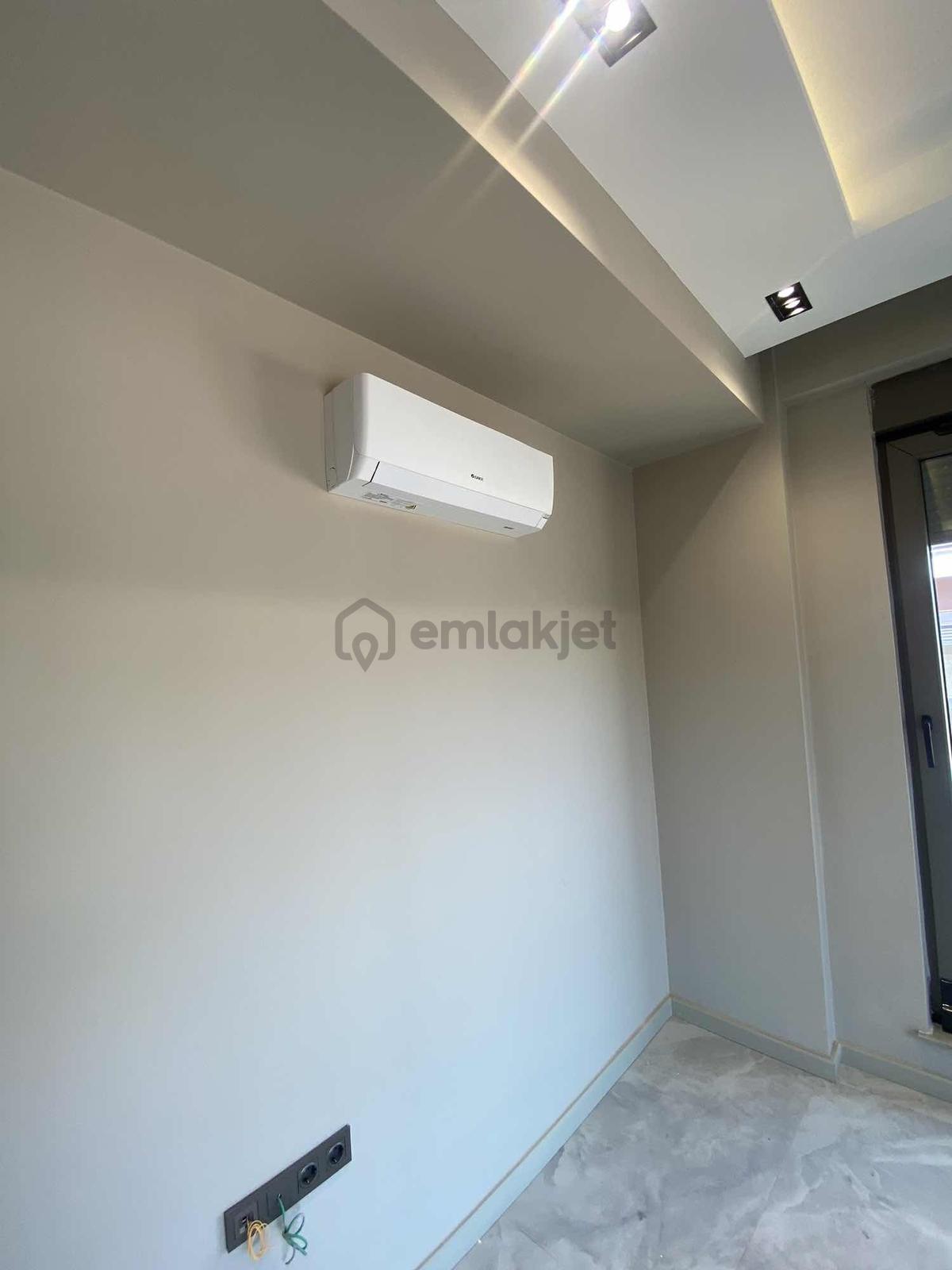 Yüksek Konumda Kiralık 1+1 - 23