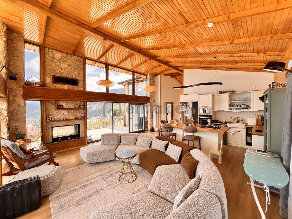 Konyaaltı Hisarçandırda Taş Mimarili Lüks Villa - 18
