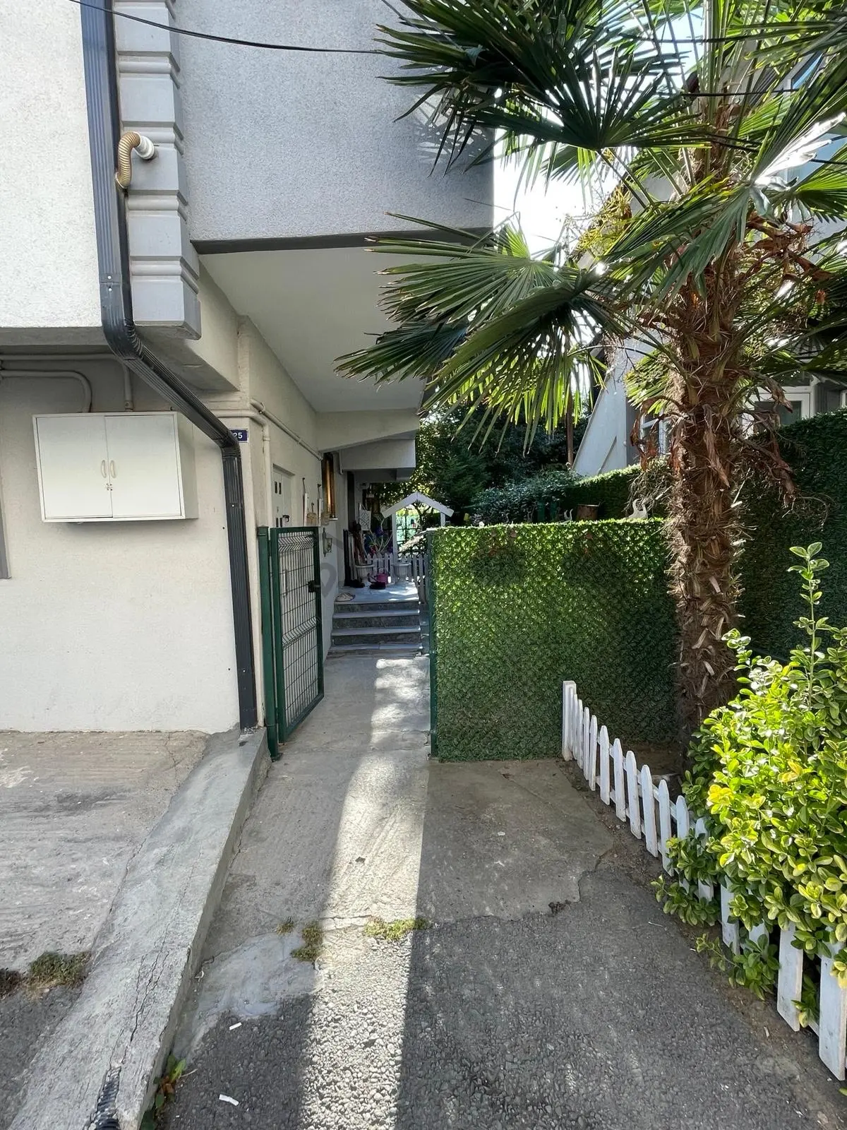 Serdivan Avm Ler Bölgesi Komple Bakımlı Ara Kat Daire - 3