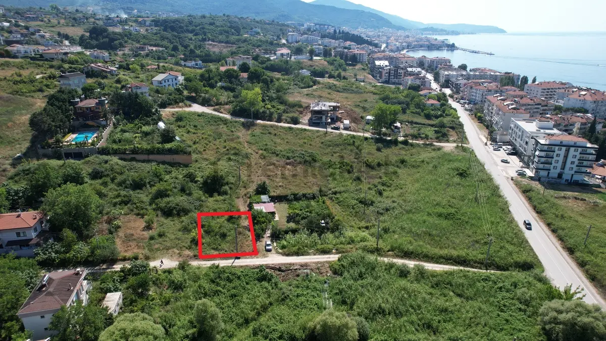 Çınarcıkta Denize 300 M. Mesafede Satılık Villaık Arsa - 11