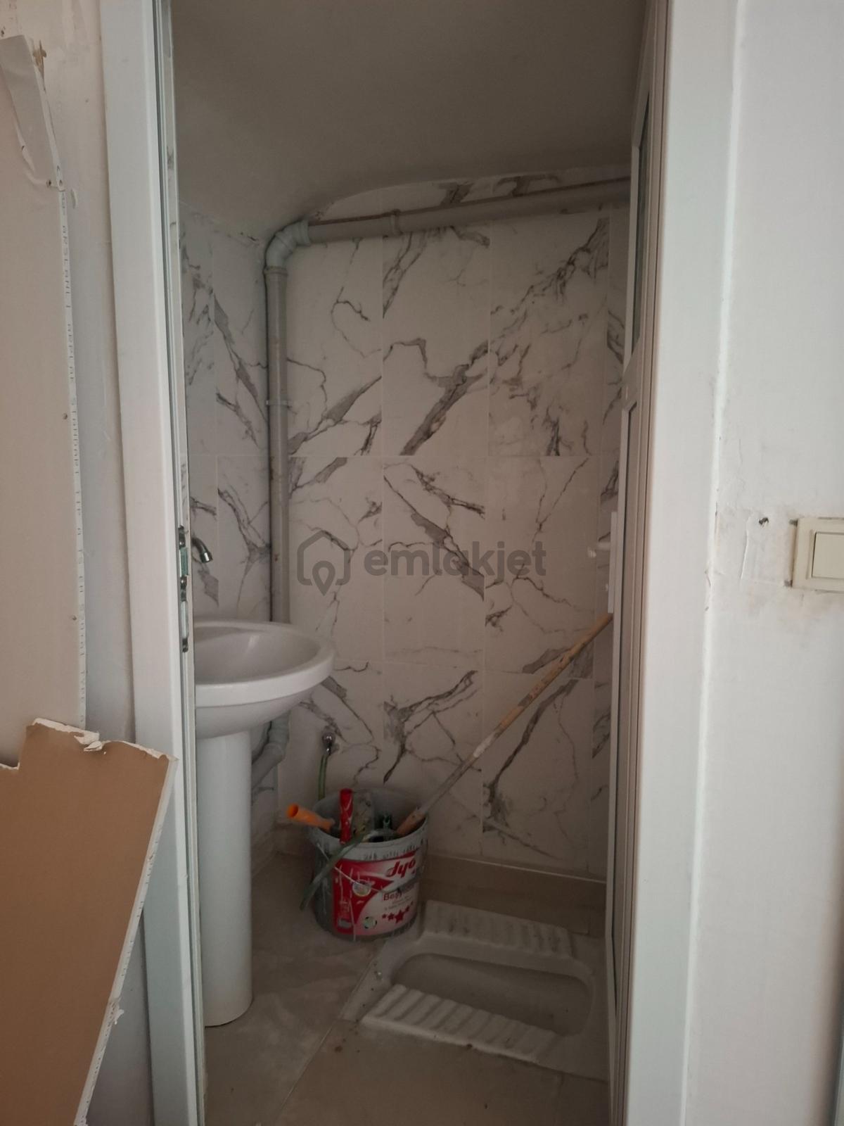 Hakev'den Anayolda Satılık 200 M2 İş Yeri - 21