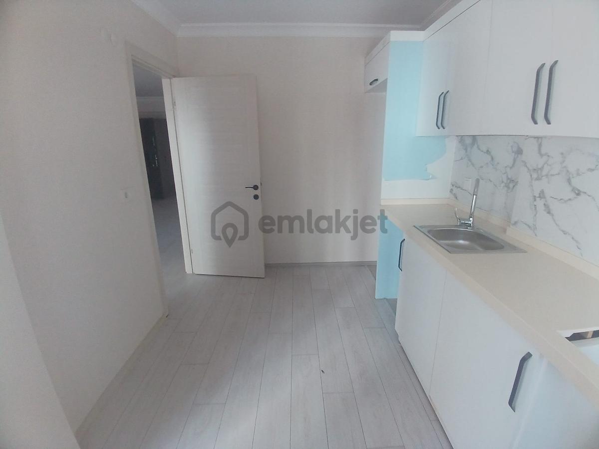 Bakırçay Mevki Kapalı Mutfaklı Sıfır Yerden Isıtmalı Daire - 31