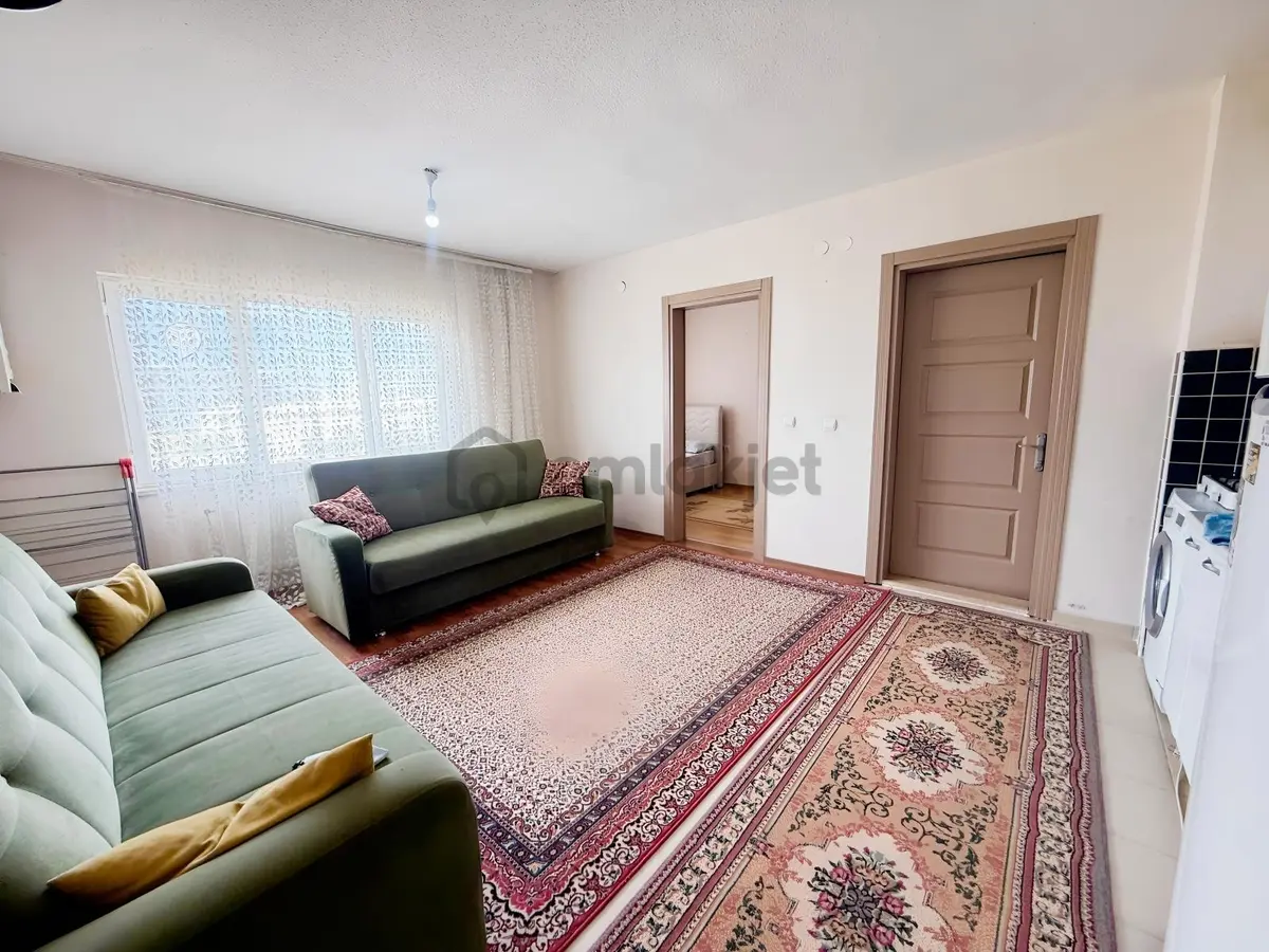 Incom Lıne' Dan Winstown Civarı Eşyalı Acil Satılık 1+1 Daire - 3