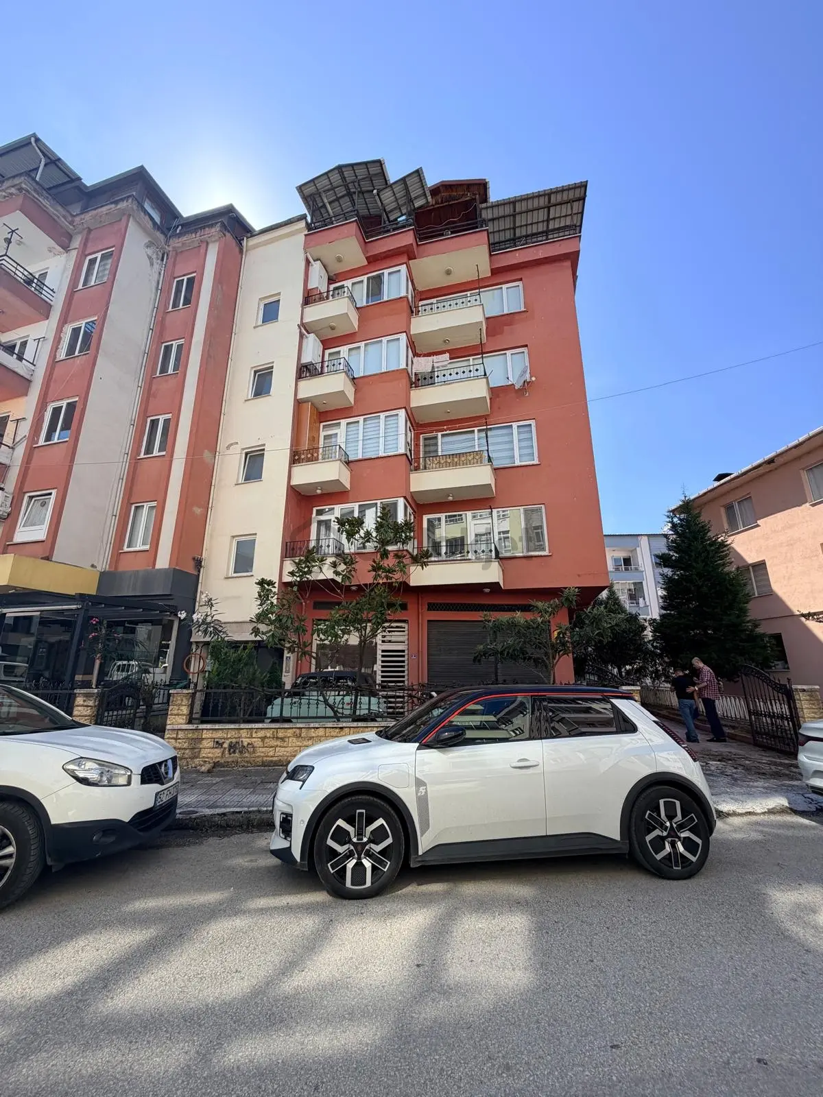 Bahçelievler Mahallesi'nde Geniş Kiralık Daire - 16