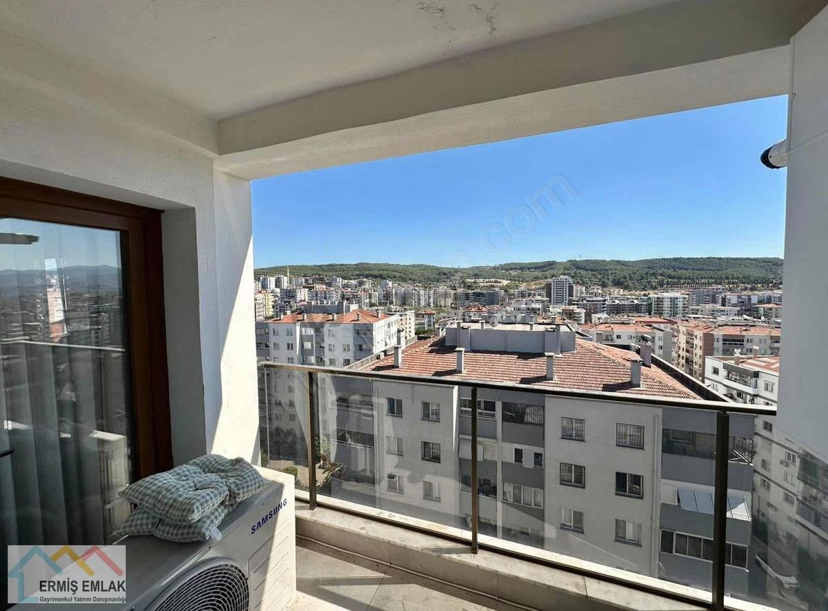 Yeni Metro Dibinde Satılık 5+1 Dubleks Daire - 3