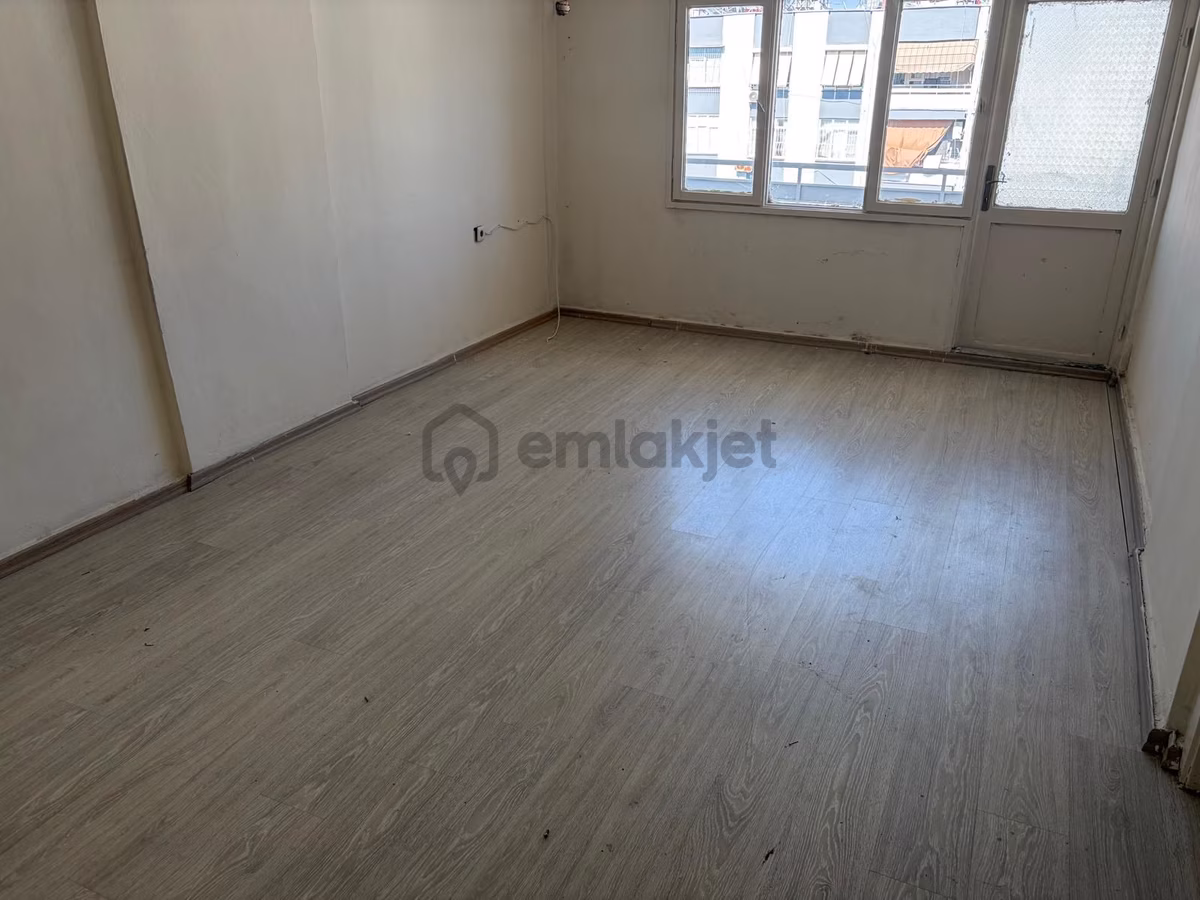 Baraj Yolu Evren Sitesinde Kapıda Doğalgazlı 3+1 Satılık Daire - 7