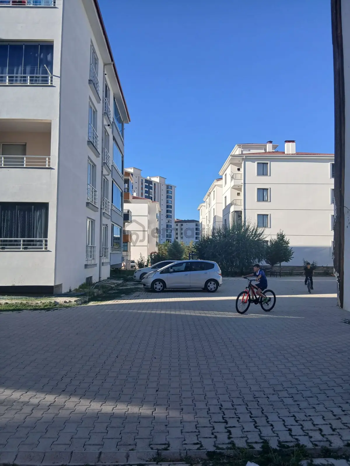 Ataşehir Satılık 3+1 Güksek Giriş - 24