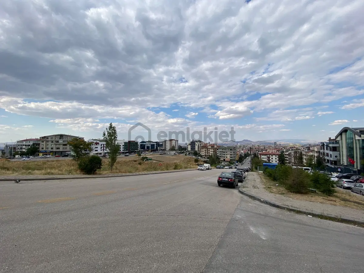 Sancak Konrad Adenauer'de Manzaralı 3+1 Satılık Daire - 29