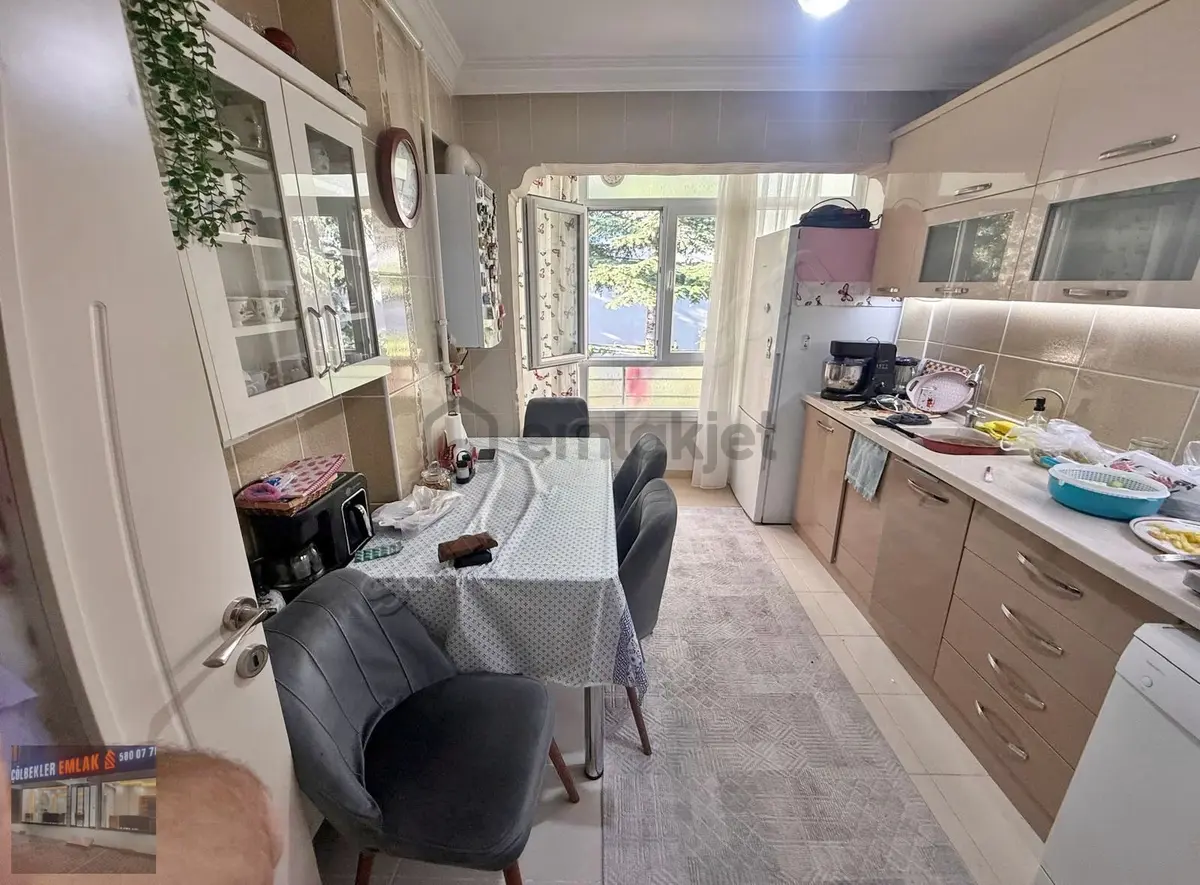 Itri Cadde Yakını 3+1 Son Kat'ta Asansör'lü Geniş M2 Çift Balkon