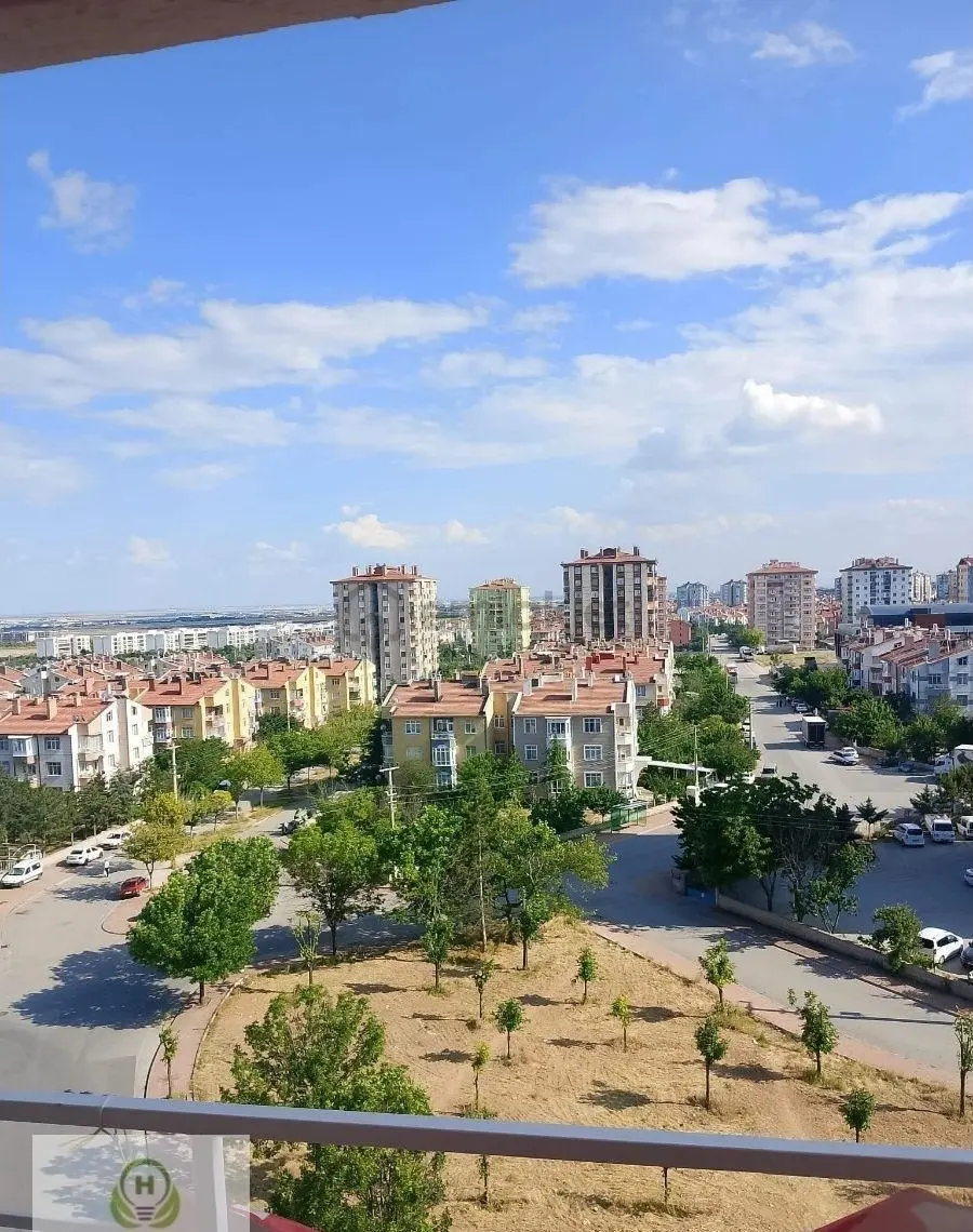 Bosna Karakol Yanı Satılık 3+1 Arakat Daıre - 2