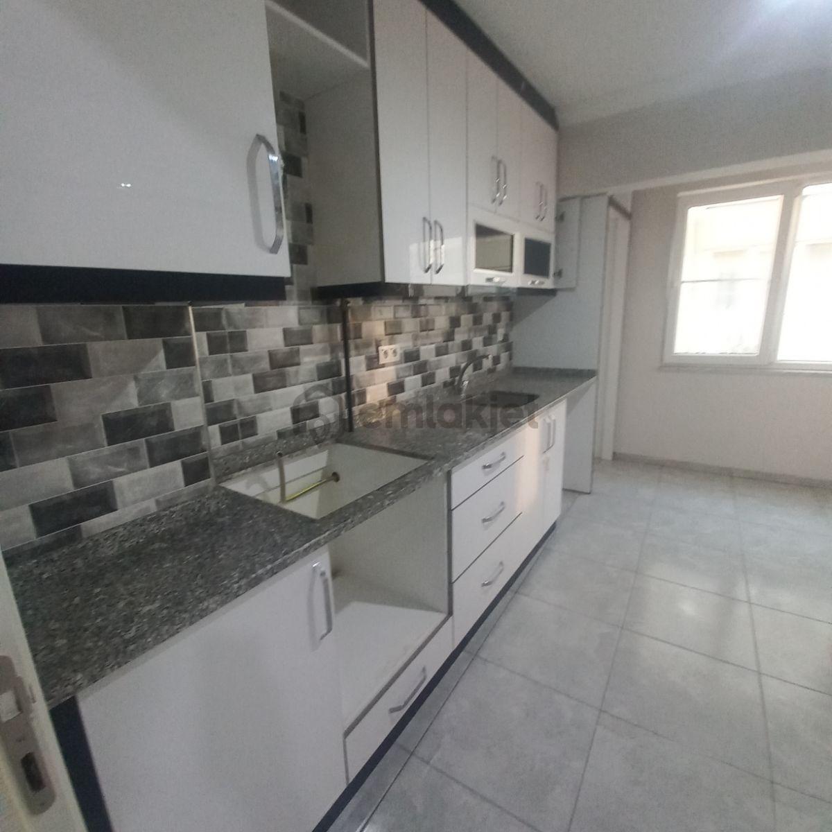 Kınıklı Bursa Caddesinde Satılık Arakat Daire... - 28