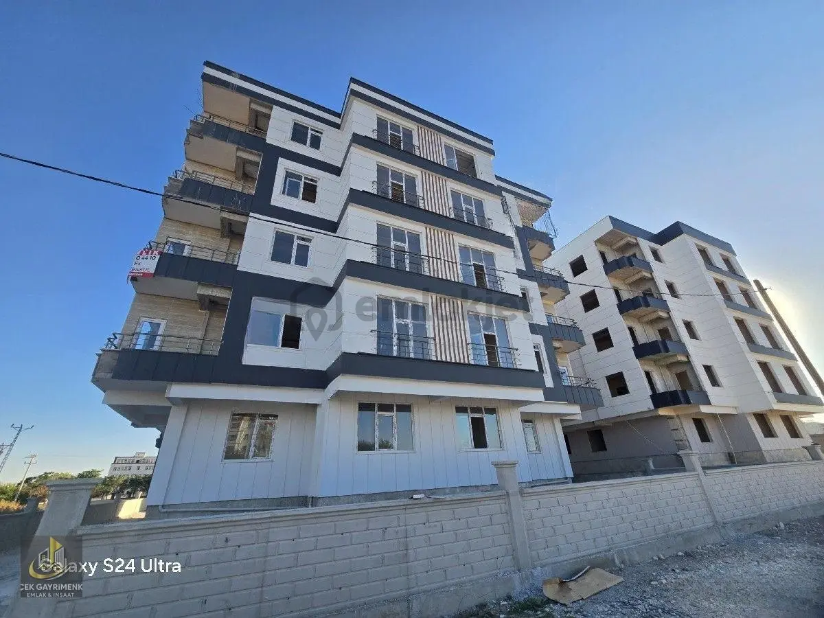 Konukluda Satılık Sıfır 3+1 Daire - 2