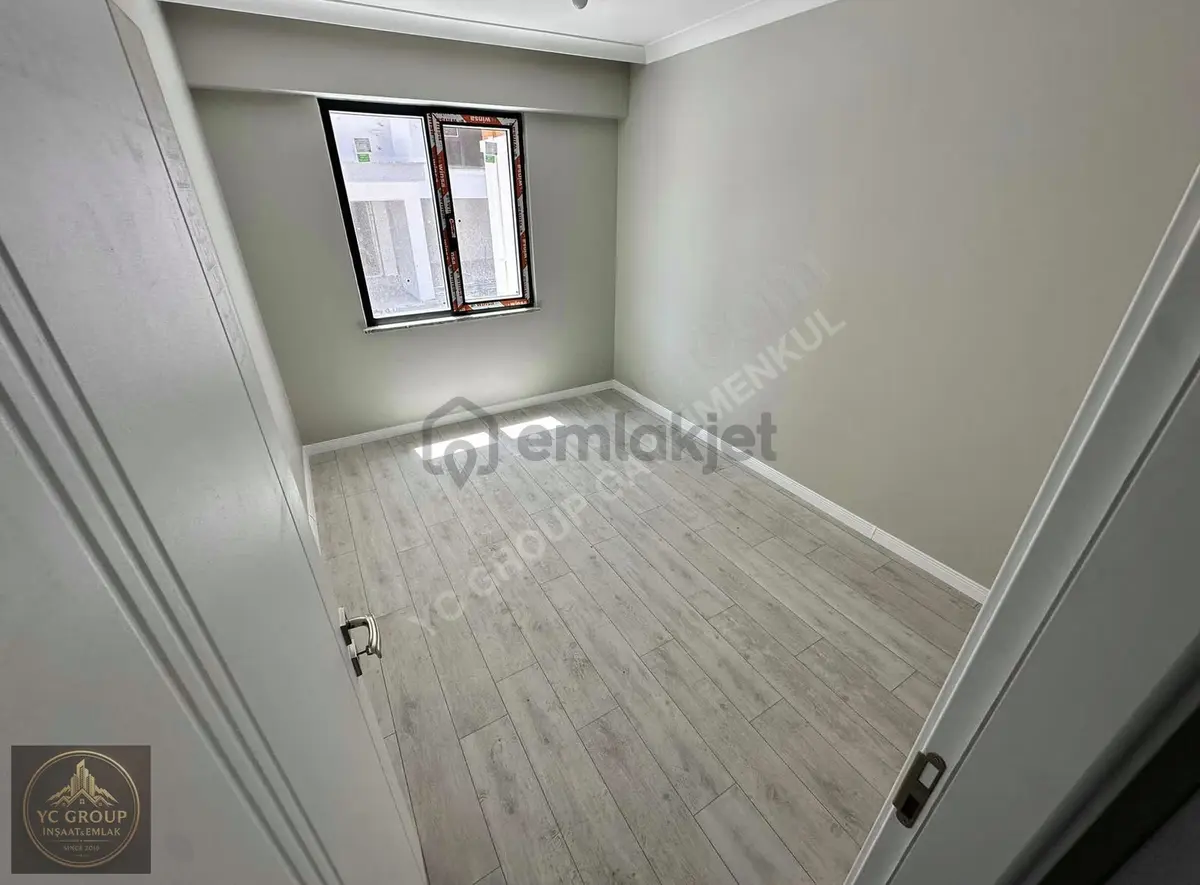 Yc Group'tan Oturuma Hazır Havuzlu Site'de Daire - 4