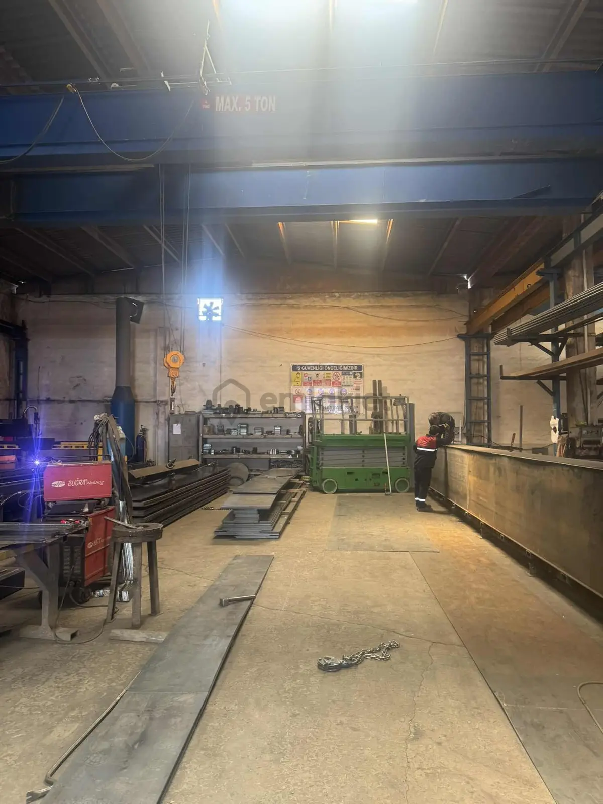 Keresteciler Sanayi Sitesinde Satılık - 15